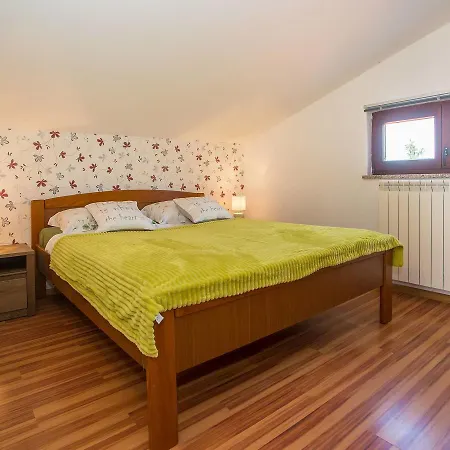 Apartamento Cozy Apartment In Marcana With Private Terrace *