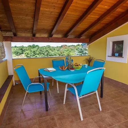 Apartamento Cozy Apartment In Marcana With Private Terrace Krnica